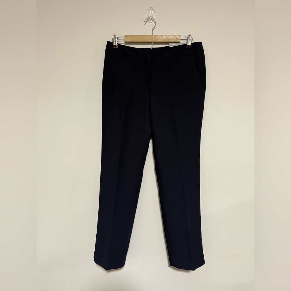 Talbots Navy Seasonless Crepe Straight Leg Pants Size 6P Classic Office NWT